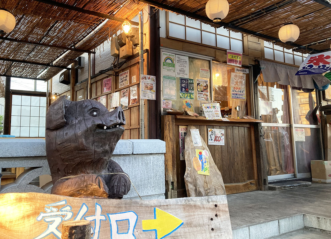 バルコニーで頂く天ぷら＆蕎麦が最高！『そば天ぷらつばき』からあげ専門店さくら敷地内に8月10日オープン！