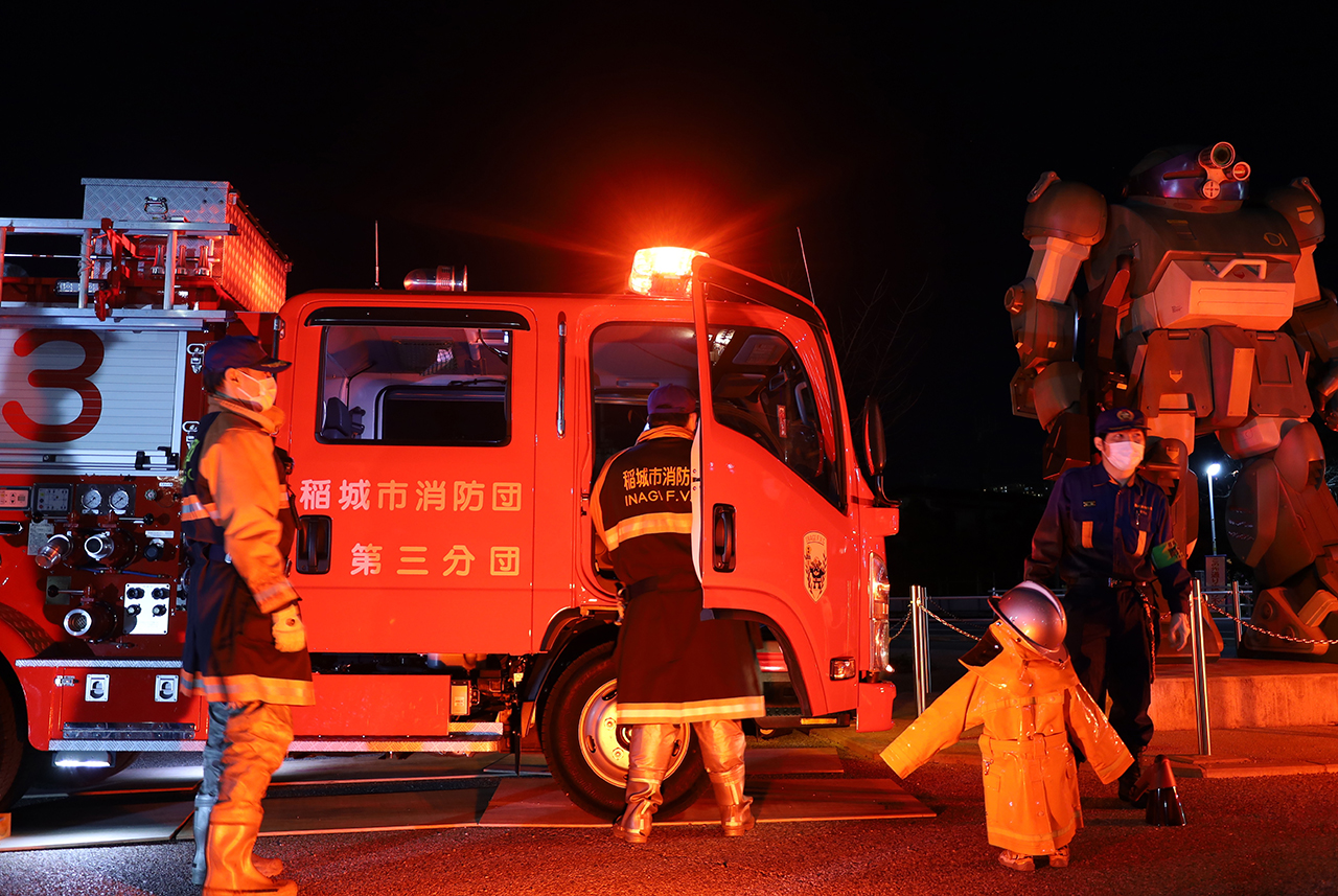 燃え上がれ！稲城レッドライトアップ2021稲城市消防団とコラボ企画