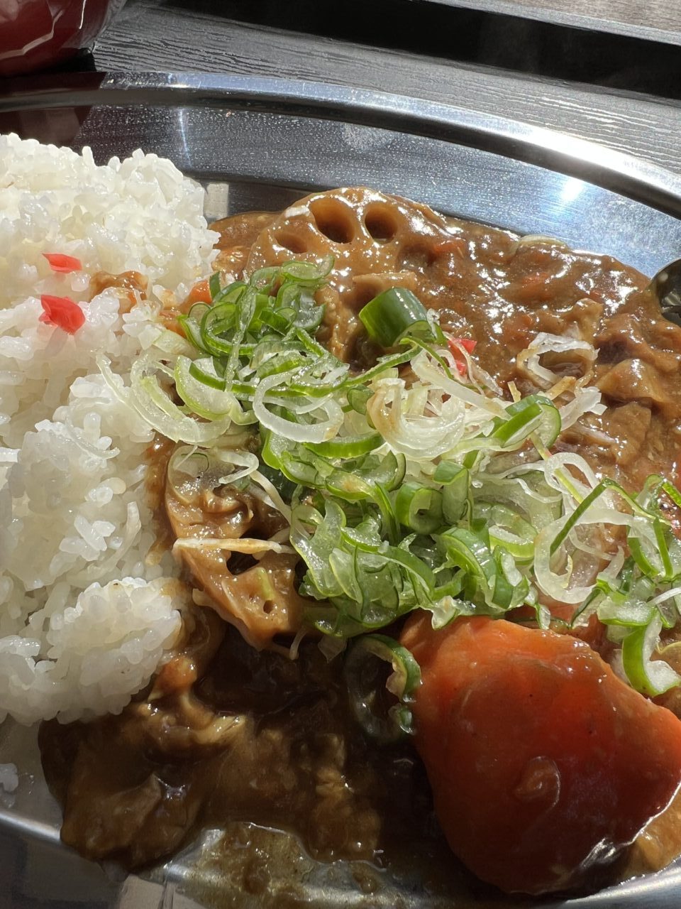 名物煮込カレーの具材