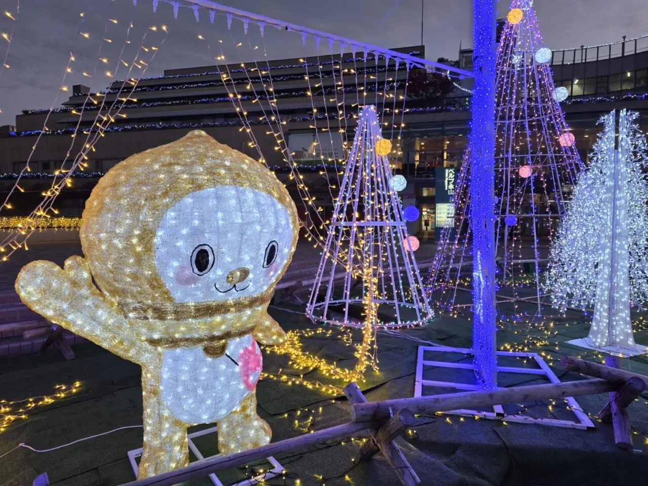 グリナ―ド永山の2025年イルミネーションの様子