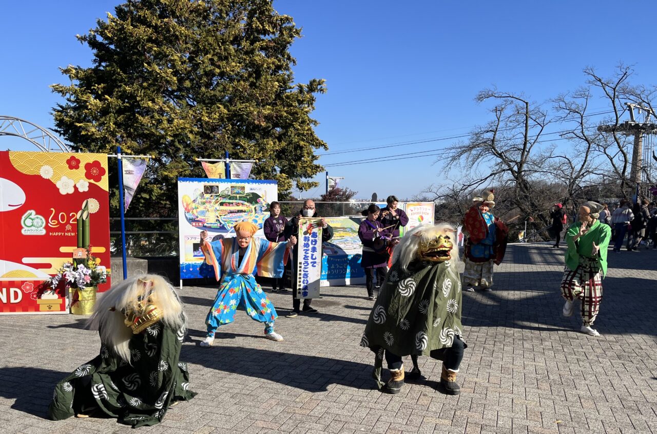 見ごたえのある期間限定のパフォーマンスにも注目です