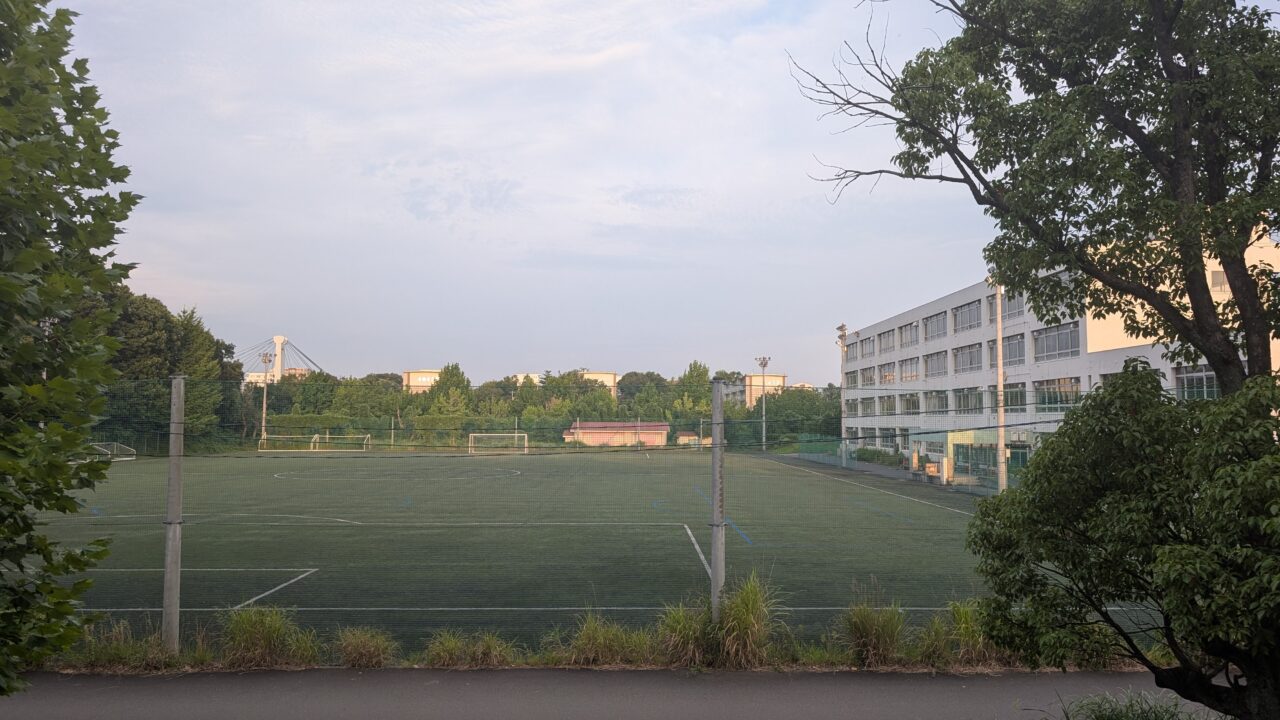 minami-toyogaoka-field-closing
